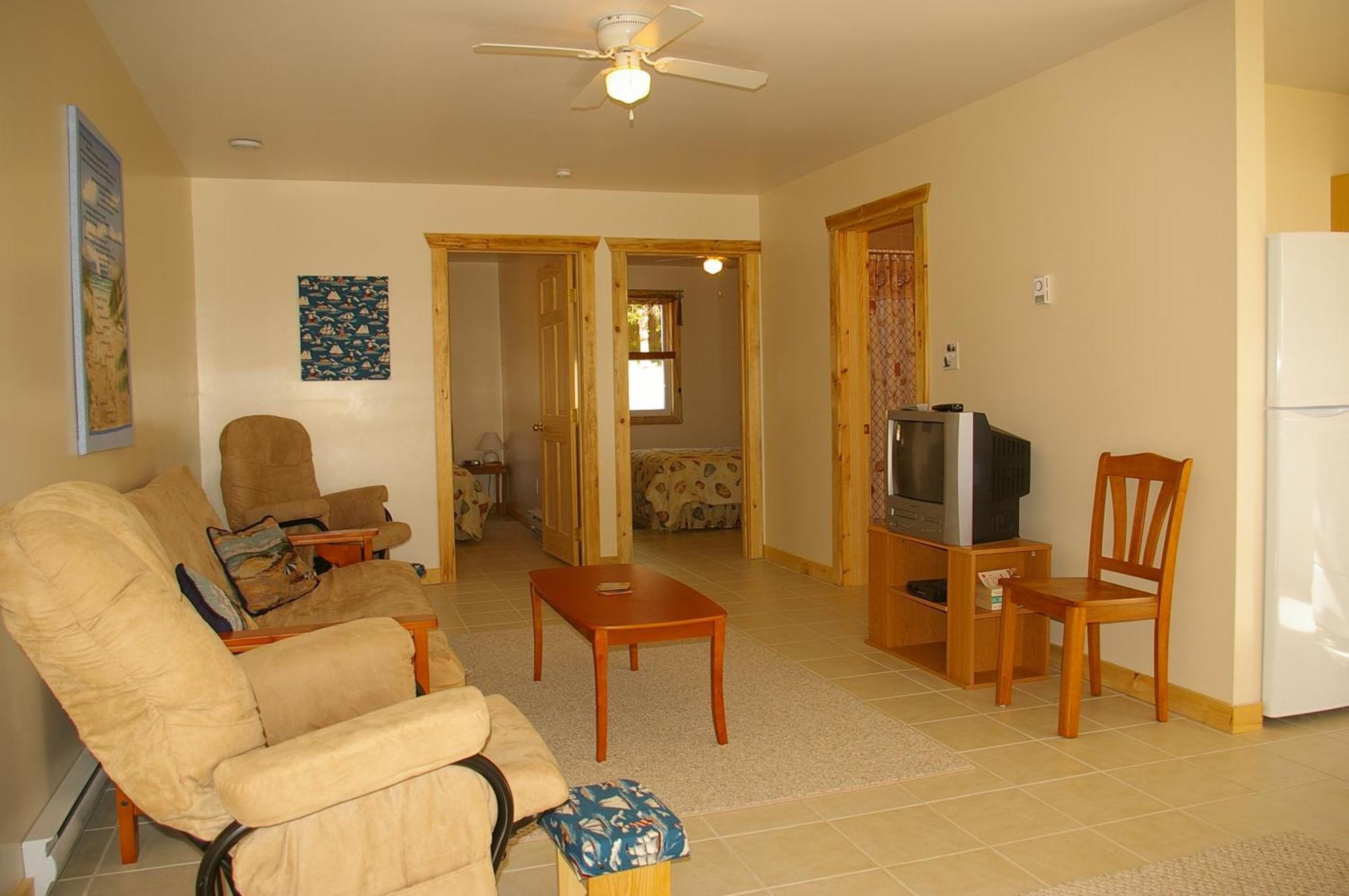 Sea Parrot Ocean View Manor Hotel Indian Brook Room photo