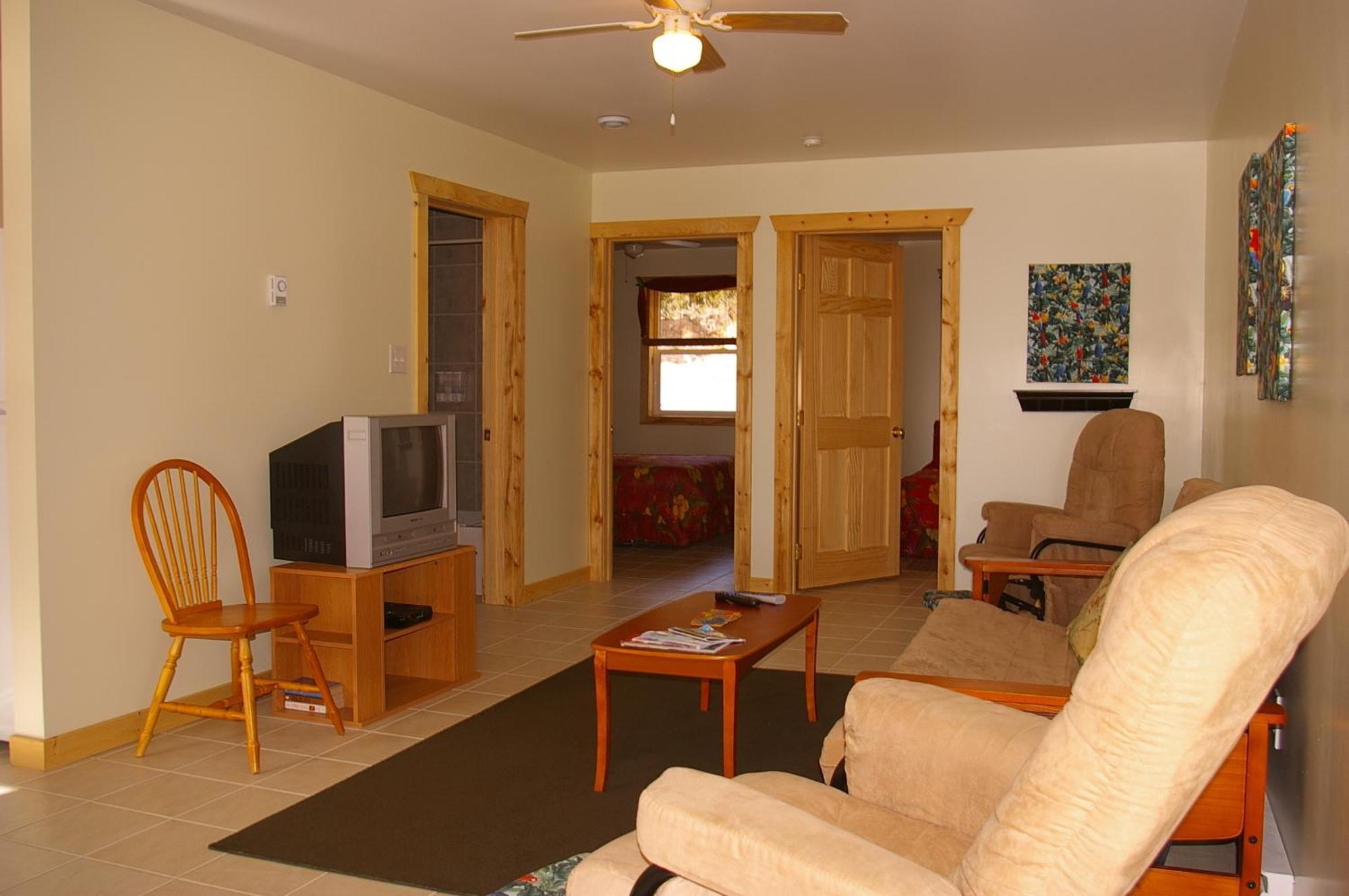 Sea Parrot Ocean View Manor Hotel Indian Brook Room photo