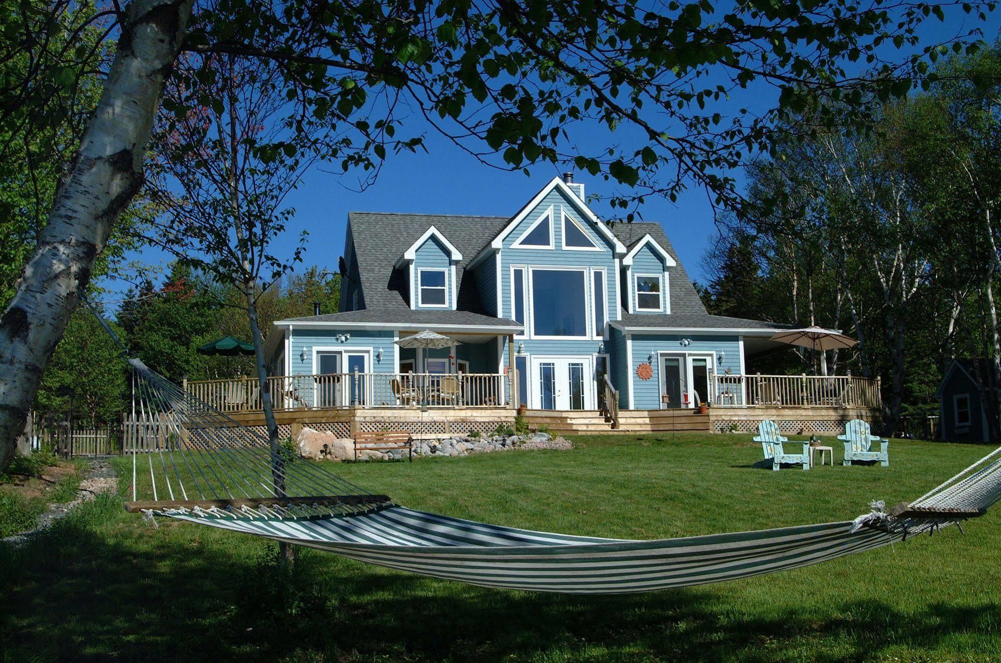 Sea Parrot Ocean View Manor Hotel Indian Brook Exterior photo